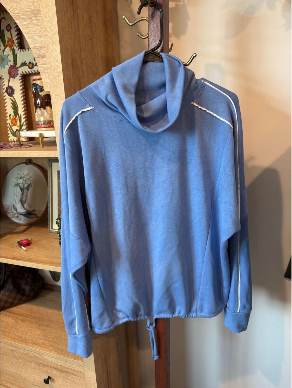 Light Blue Cowl Neck Pullover Sweatshirt with Drawstring Hem XL 25”PTP